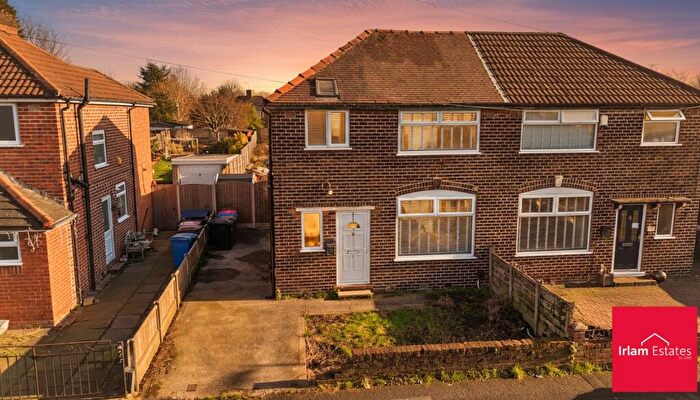 3 Bedroom Semi Detached House For Sale In Silverdale Avenue, Irlam, M44