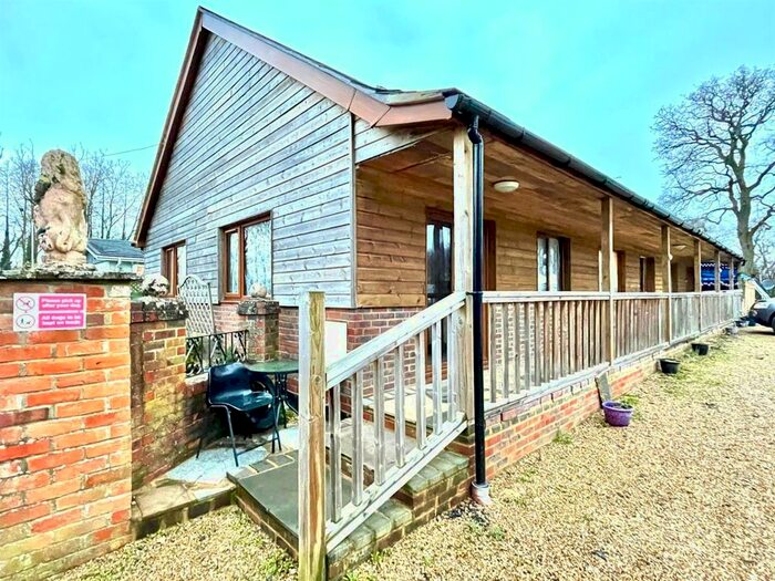 2 Bedroom Bungalow To Rent In West Fork Cottages, Farnham Road, Liss GU33