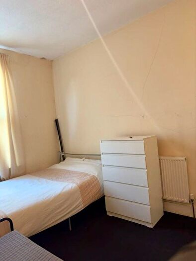 1 Bedroom Property To Rent In Grove Green Road, London, E11