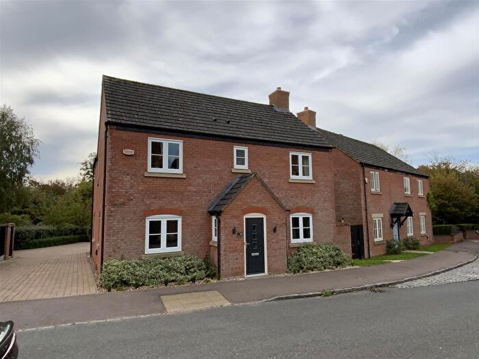 4 Bedroom Detached House For Sale In Colindale Street, Monkston Park, Milton Keynes, MK10
