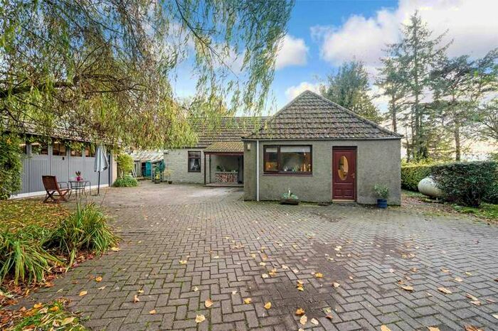 3 Bedroom Detached Bungalow For Sale In Kincardine, Alloa, FK10