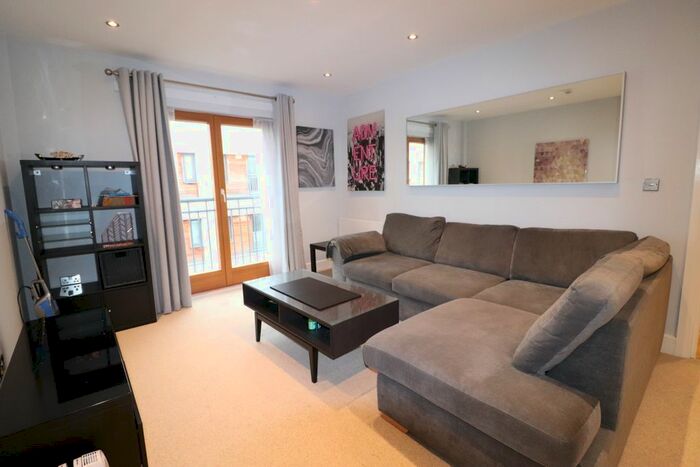 2 Bedroom Flat To Rent In Upper Marshall Street, Birmingham, B1