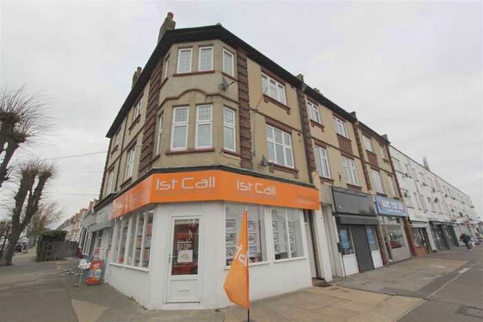 2 Bedroom Flat To Rent In Woodgrange Drive, Southend On Sea, Essex SS1