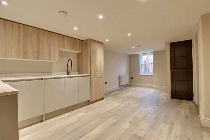 1 Bedroom Flat For Sale In Grove Road South, Southsea, PO5