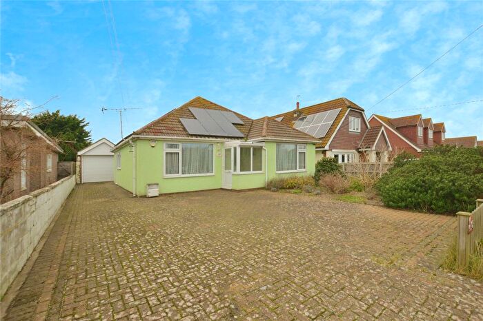 3 Bedroom Bungalow For Sale In Meehan Road, Greatstone, New Romney, TN28