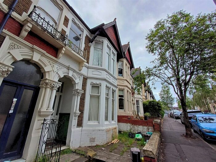 5 Bedroom Property To Rent In Tydfil Place, Cardiff, CF23