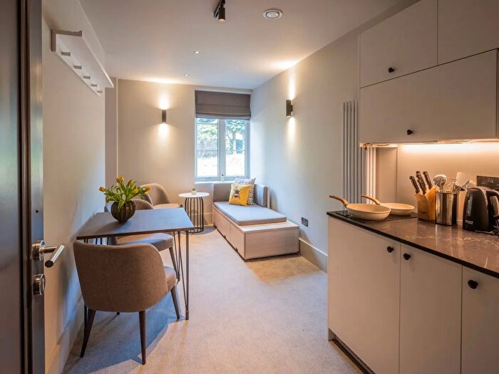 Studio To Rent In Augustus Road, London, SW19