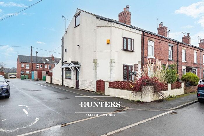 1 Bedroom Property For Sale In Lower Mickletown, Leeds, LS26