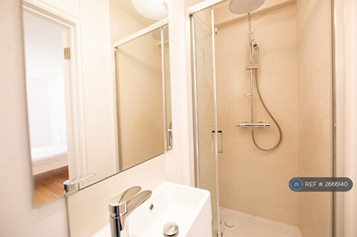2 Bedroom Flat To Rent In Goldhurst Terrace, London, NW6