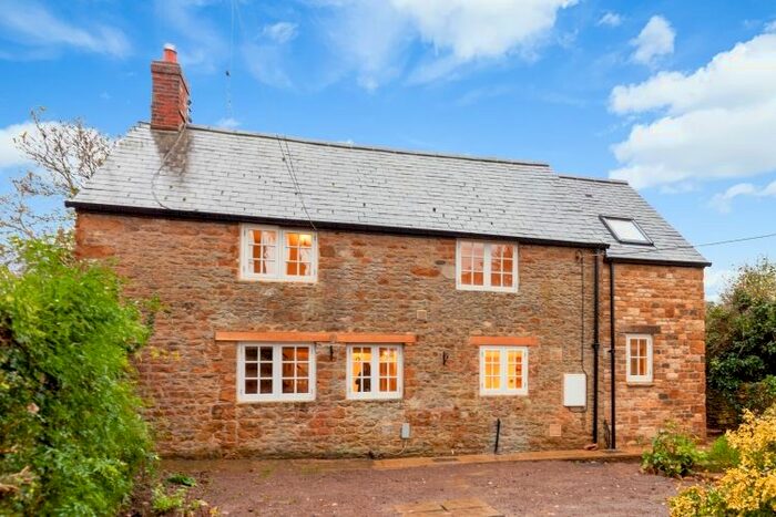 3 Bedroom Flat To Rent In Ledwell, Chipping Norton, OX7