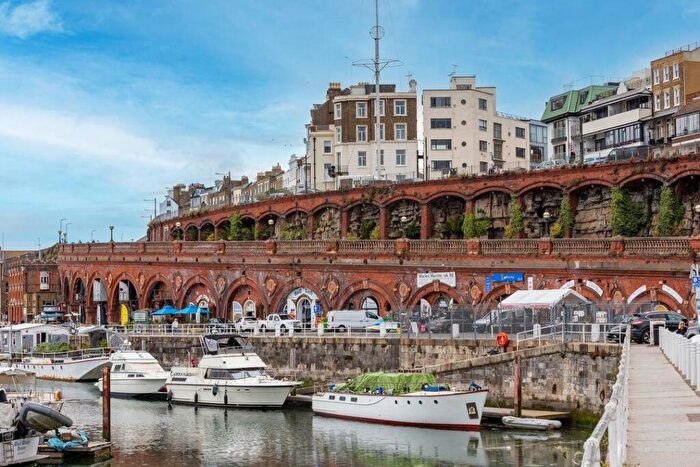 1 Bedroom Flat To Rent In Queen Street, Ramsgate, CT11