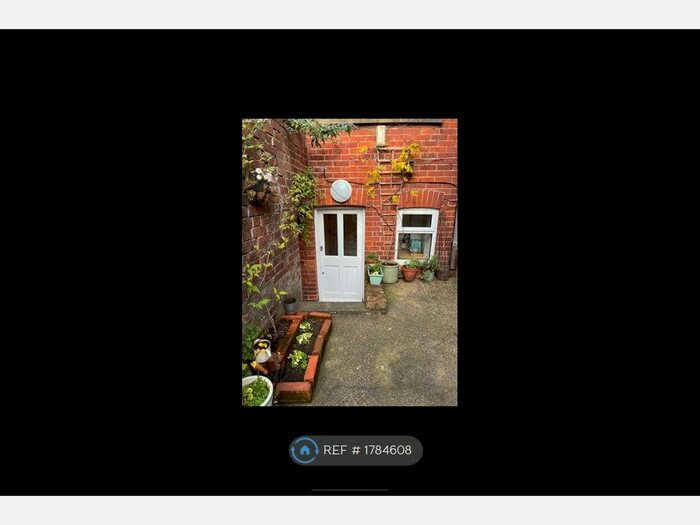 1 Bedroom Flat To Rent In York Road, Guildford, GU1