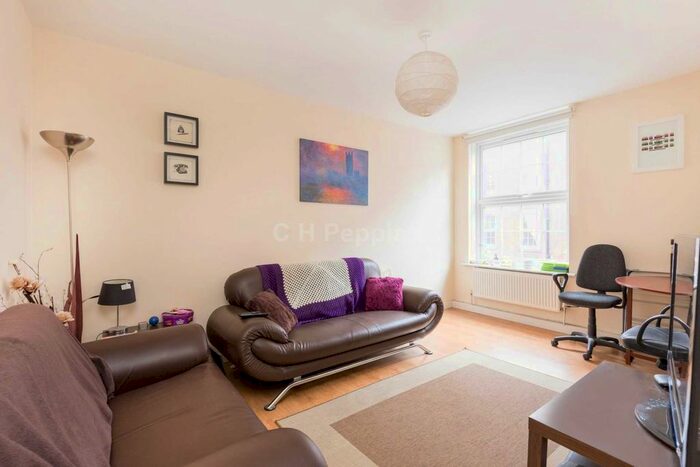 3 Bedroom Flat To Rent In Wedmore Street, Archway N19
