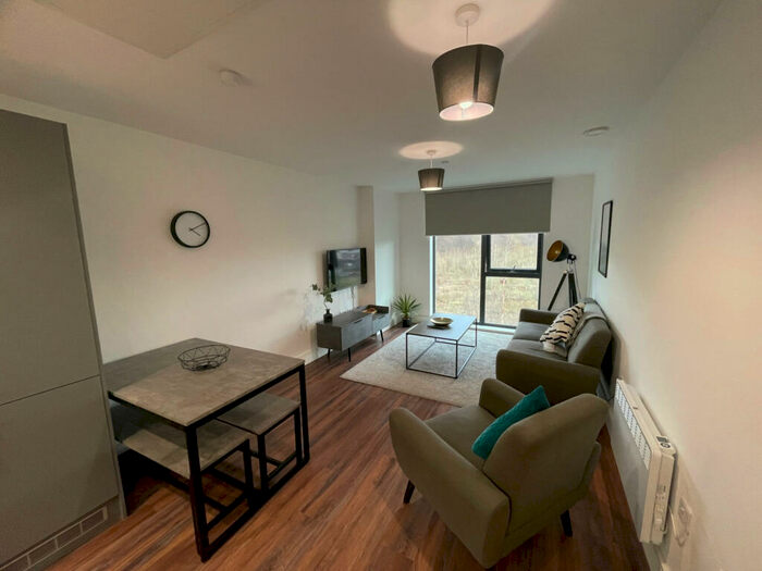 2 Bedroom Apartment To Rent In Chatham Street, Sheffield, Yorkshire, S3