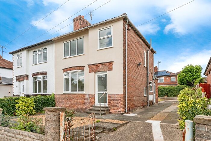 3 Bedroom Semi-detached House For Sale In The Crescent, Chester, Cheshire, CH2