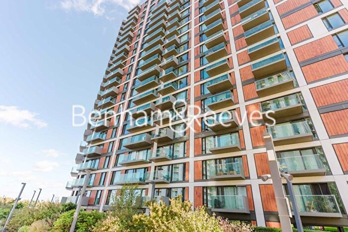 2 Bedroom Apartment To Rent In Duke Of Wellington Avenue, Royal Arsenal Riverside, SE18