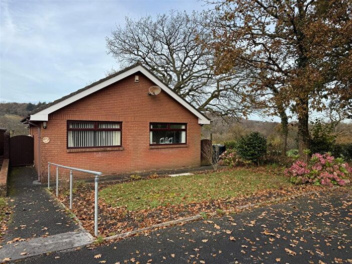 2 Bedroom Detached Bungalow For Sale In Caeffynnon Road, Llandybie, Ammanford, SA18