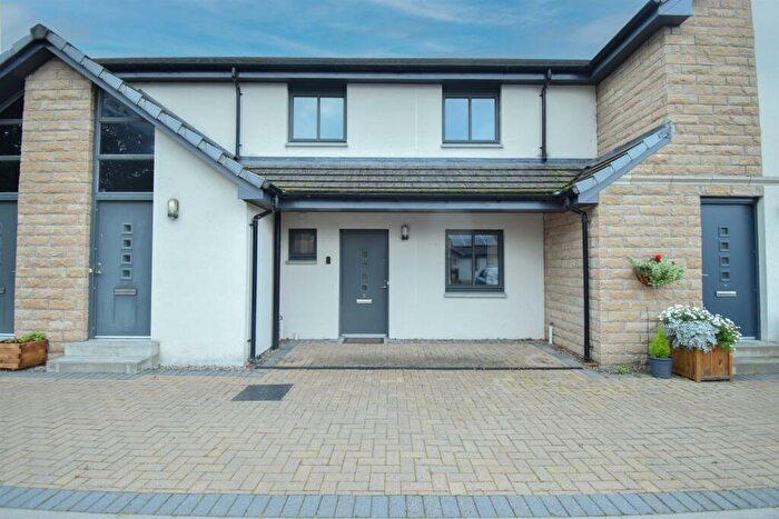 2 Bedroom Flat For Sale In Farlie View, Beauly, IV4