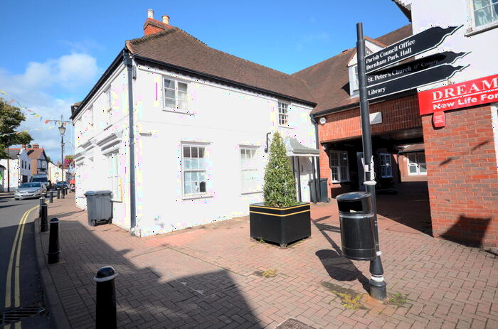 1 Bedroom Apartment To Rent In High Street, Burnham, SL1