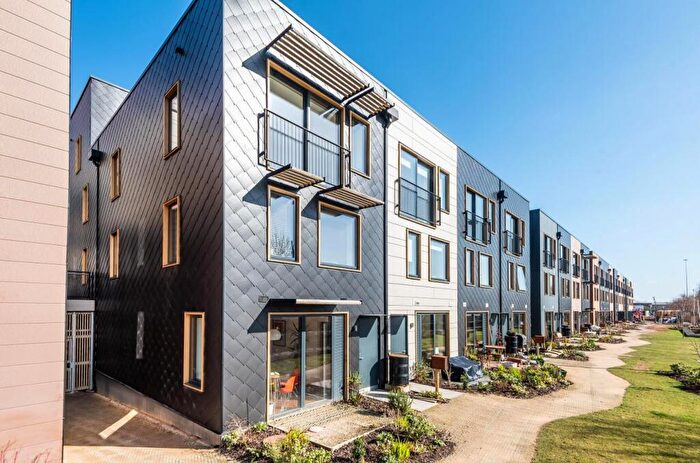 4 Bedroom Town House To Rent In Solar Avenue, Climate Innovation District, LS9