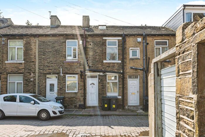 4 Bedroom Terraced House For Sale In Toller Lane, Bradford, BD8