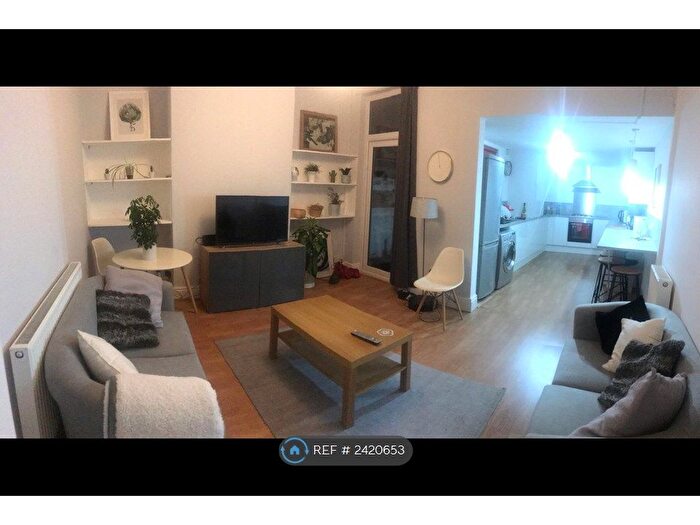 4 Bedroom Terraced House To Rent In Jubilee Drive, Liverpool, L7