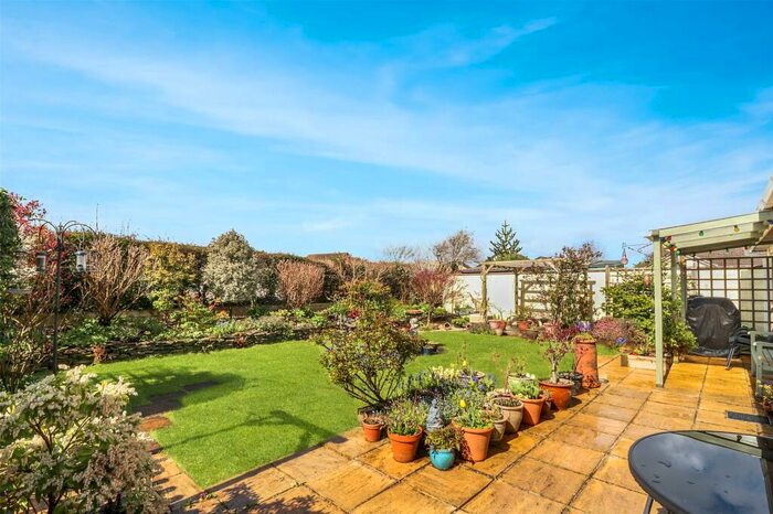 3 Bedroom Detached Bungalow For Sale In Rye Park Close, Beaford, Winkleigh, Devon, EX19