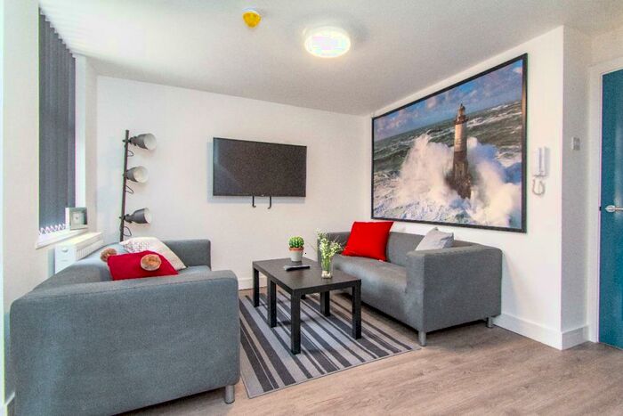 6 Bedroom Terraced House To Rent In Stamford St, Liverpool, L7