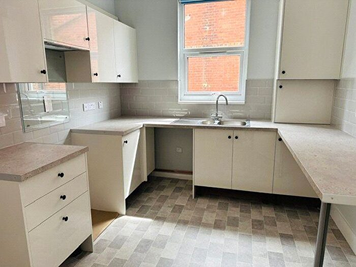 2 Bedroom Flat To Rent In Sea Road, Westgate-On-Sea, Kent, CT8