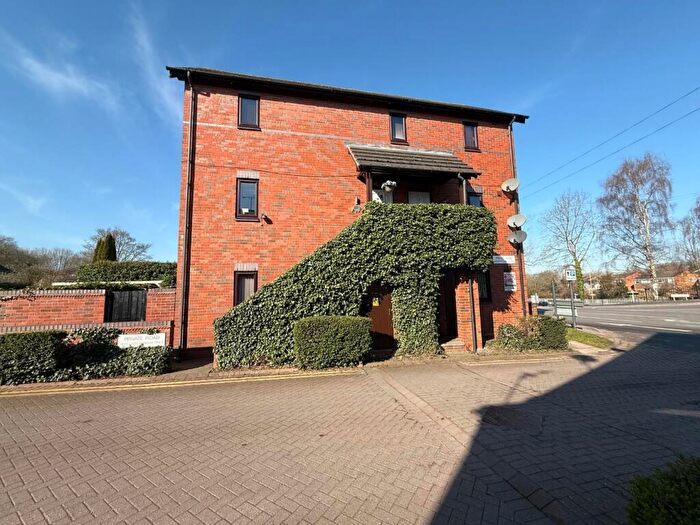 2 Bedroom Apartment For Sale In St. Pauls Court, Water Orton, B46