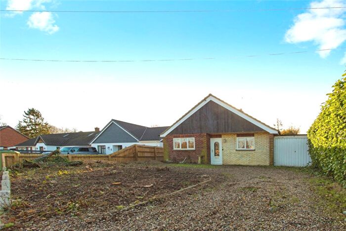 3 Bedroom Bungalow For Sale In Church Close, Whittlesford, Cambridge, Cambridgeshire, CB22