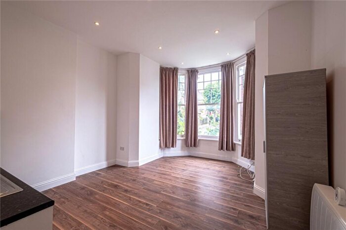 Apartment To Rent In Church Crescent, Muswell Hill, London, N10
