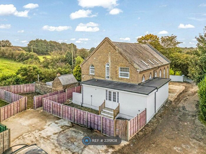3 Bedroom End Of Terrace House To Rent In Chapel Terrace, Sittingbourne, ME9