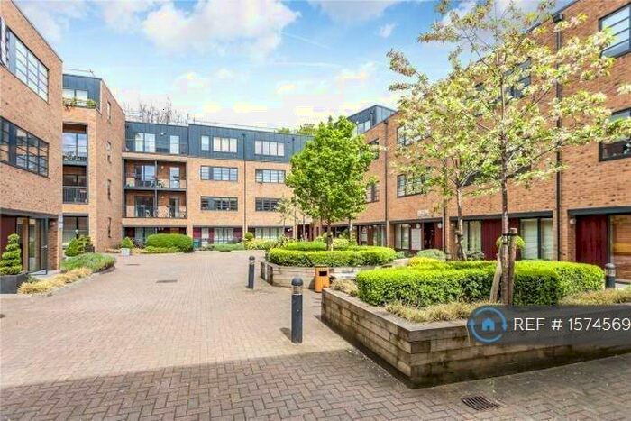 1 Bedroom Flat To Rent In Mildmay Avenue, London, N1