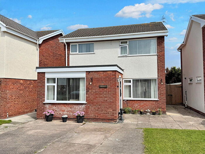 3 Bedroom Detached House For Sale In Heol Conwy, Abergele, LL22