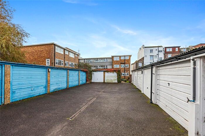 2 Bedroom Flat For Sale In East Lodge, Brighton Road, Lancing, West Sussex, BN15
