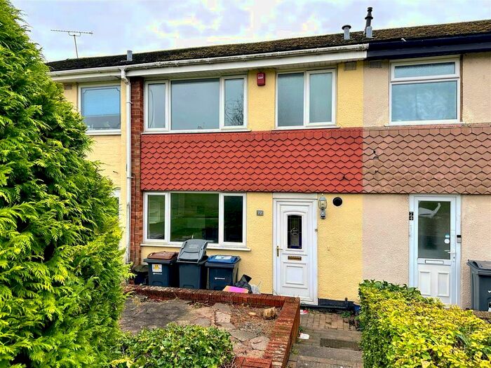 3 Bedroom Property To Rent In Clapgate Lane, Bartley Green, Birmingham, B32