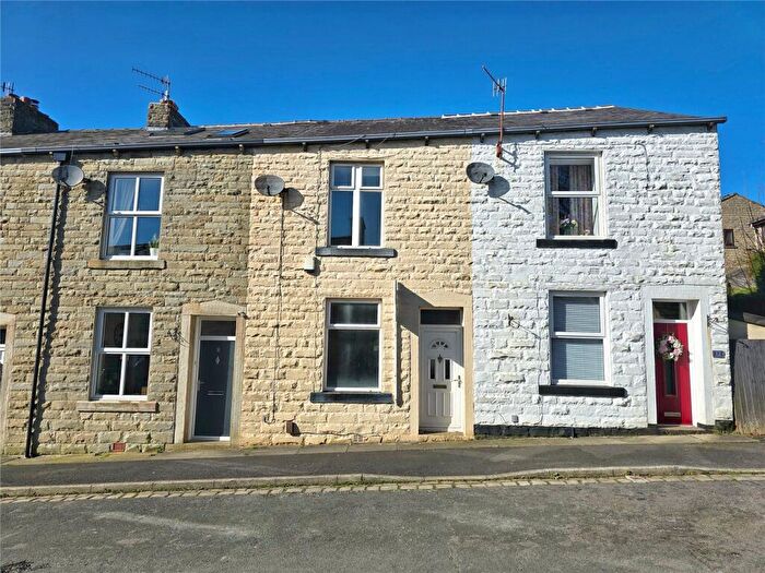 3 Bedroom Terraced House For Sale In Spring Street, Crawshawbooth, Rossendale, BB4