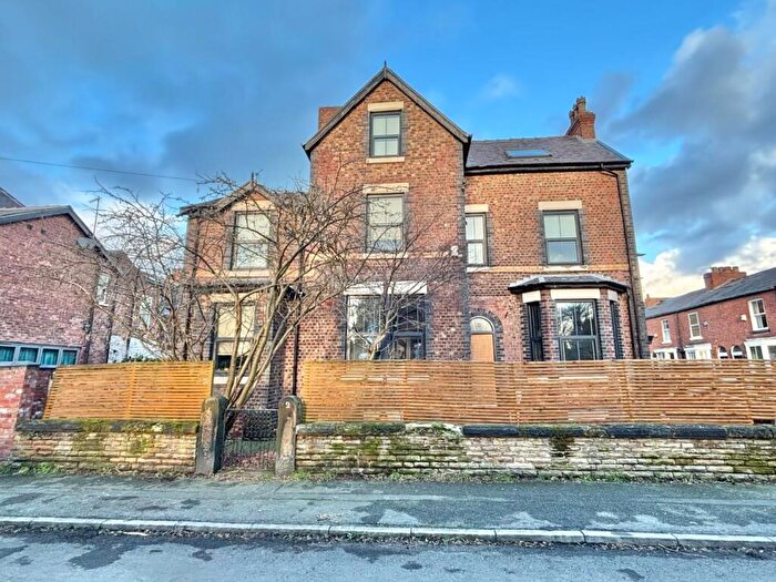 5 Bedroom End Of Terrace House For Sale In Eversley Road, Didsbury Village, M20