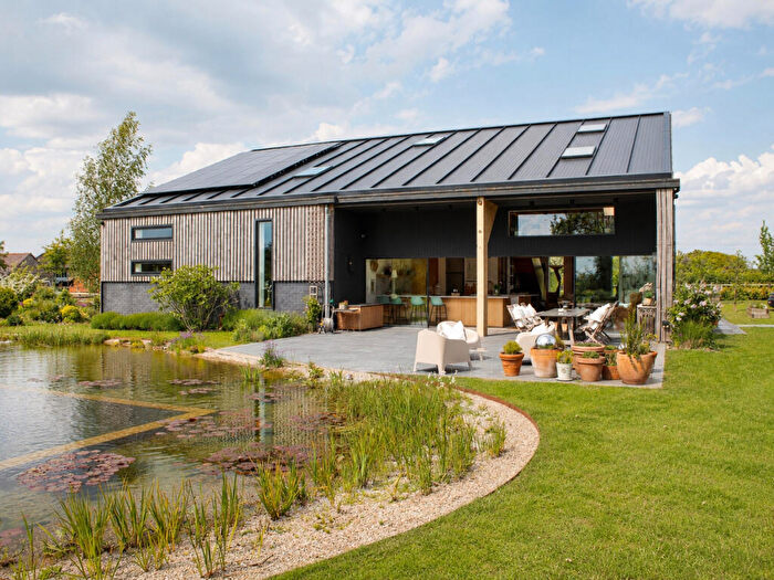 5 Bedroom Barn Conversion For Sale In New End Road, Maxstoke, B46
