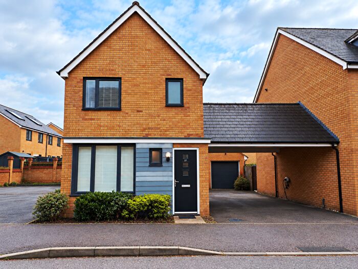 3 Bedroom Detached House To Rent In Wodell Drive, Wolverton, Milton Keynes, MK12