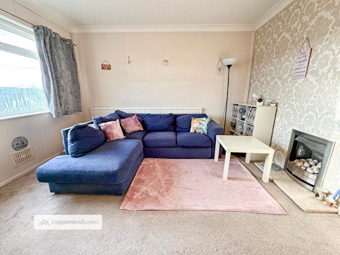 3 Bedroom Semi-Detached House For Sale In Tunstead Road, Stacksteads, Bacup, OL13