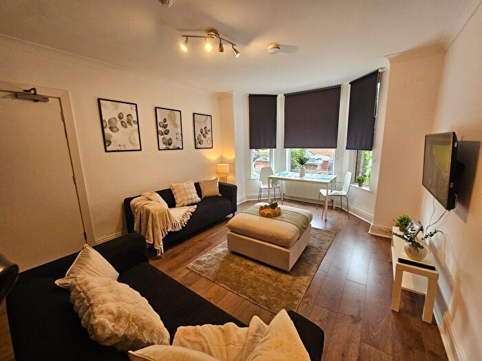 1 Bedroom House Of Multiple Occupation To Rent In Room, Brentwood, Salford, M6