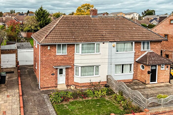 3 Bedroom Semi-Detached House For Sale In Fourth Avenue, Wellingborough, NN8