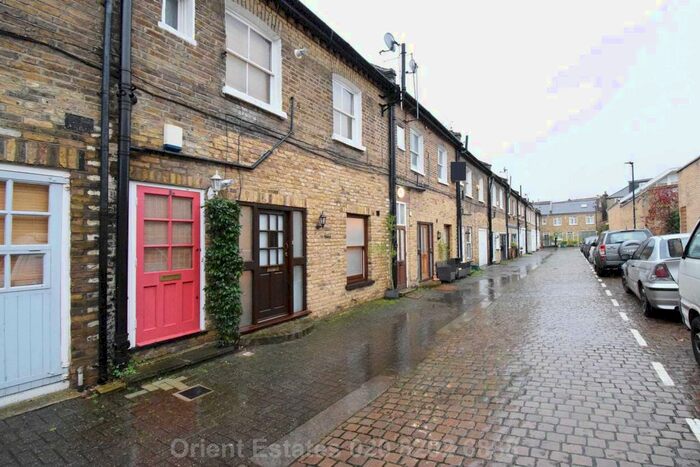 1 Bedroom Mews To Rent In Victoria Mews, Kilburn, NW6