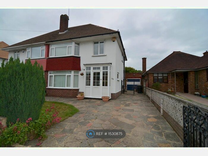 3 Bedroom Semi-Detached House To Rent In Orpington, Orpington, BR5