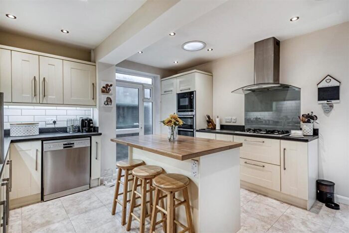4 Bedroom Detached House For Sale In Avenue Road, Duffield, Belper, Derbyshire, DE56