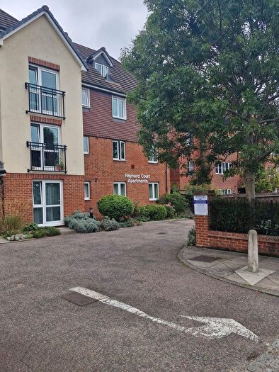 1 Bedroom Flat To Rent In Foxley Lane, Purley, CR8