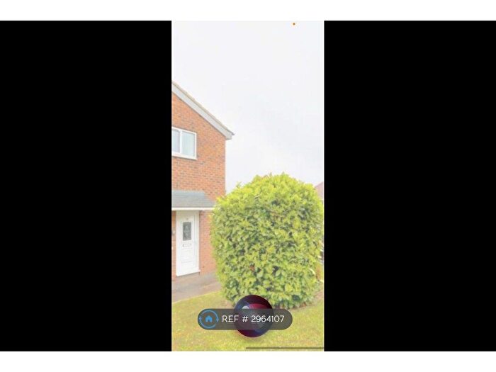 2 Bedroom Flat To Rent In Lockwood Court, Middlesbrough, TS6