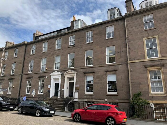 2 Bedroom Apartment To Rent In South Tay Street, Attic, DD1